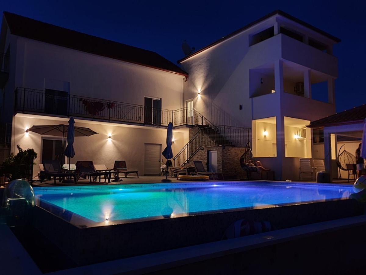 מדולין Mk Apartments מראה חיצוני תמונה